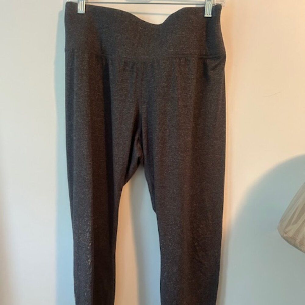 LIVI Gray/Bronze speckHigh-waisted leggings, size 18/20